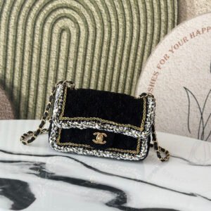 P1000 Chanel 25B Autumn and Winter Limited Edition Black Duffle Ribbon 🖤Large mini20cm✔️