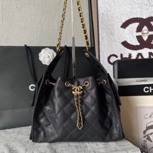 Top quality goods_p790 France·High-end customized products Chane1

25c ball pattern leather hip hop bag
Chanel chanel hobo armpit bag hippie armpit bag small
Retro Gold Coin Button Drawstring Bucket Bag + Diamond Pattern + Retro Black Gold
Classic chain design, full of high-end feel! A must-have for daily travel, with exquisite appearance and delicate texture, it can be easily worn in both casual and formal occasions.
Style number AS5293
Size 30-26-14