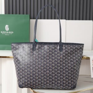 [Super quality all-copper hardware] P680
🔎020323 Dark blue, the goyard artois medium zipper tote bag is an homage to the iconic saint louis bag, with a structured design that pays more attention to security and privacy as it uses leather corners and zipper closure. It also comes with a removable inner pocket to separate your belongings.

30 cm x 17 cm x 50 cm

, comes with gift bag