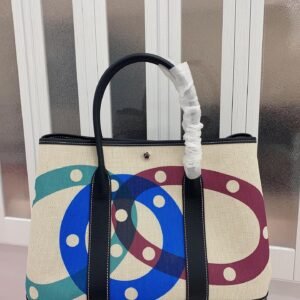 P400 (laser +30)
2024🆕Hermes garden party 36cm new canvas is coming [Wangchai][Wangchai]
Canvas and togo leather garden bag with the latest graffiti, full of creativity, original hardware~