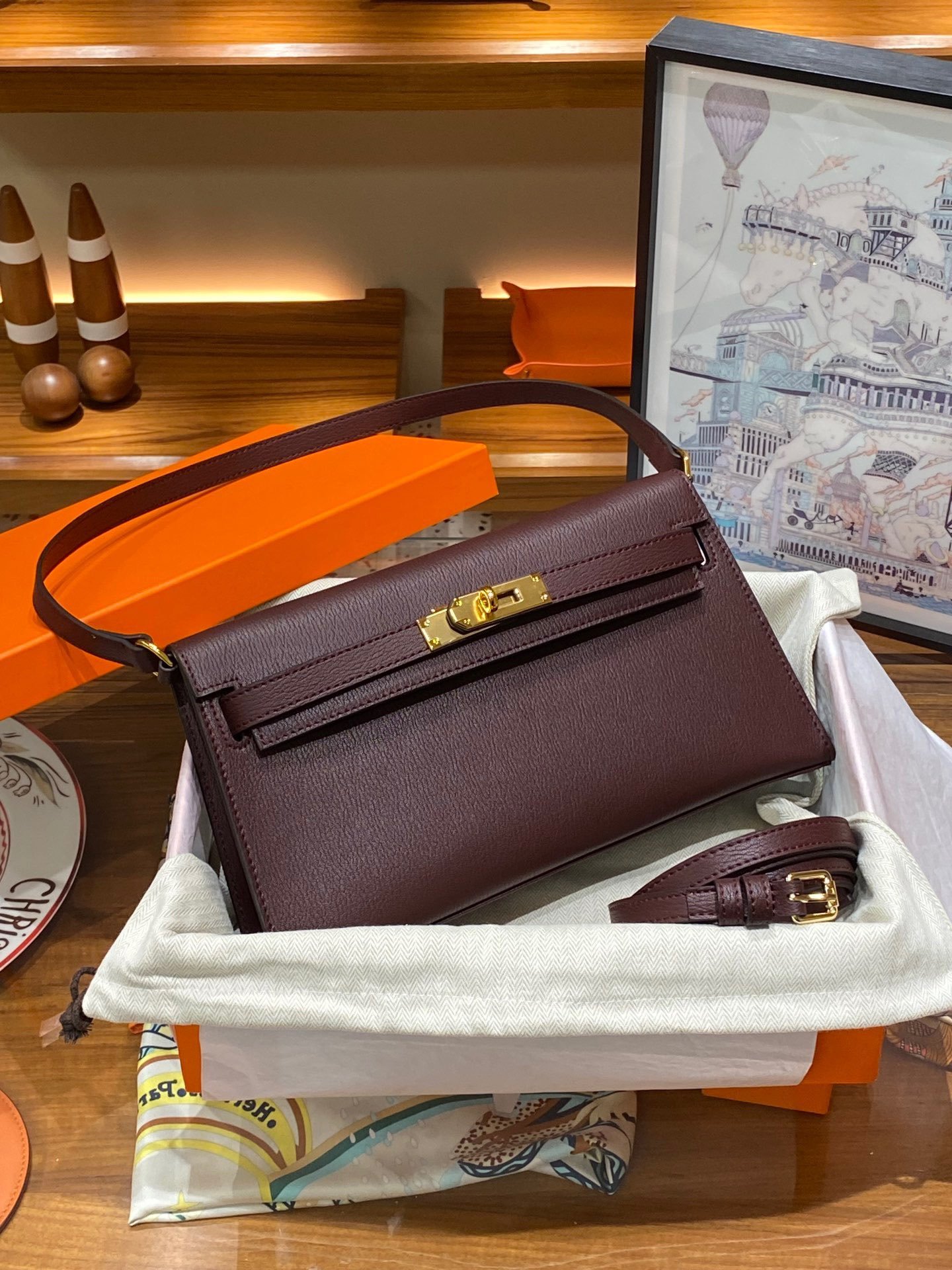 P320 Kelly elan is the same original goatskin as ZP, with long and short double shoulder straps, real gold electroplated hardware, button wrapping, water-based edge oil, size: 27.5*15.5*5 saddle red - Image 5