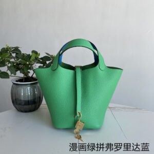 Picotin vegetable basket, comic green with Florida blue gold buckle 18cm, imported TC calfskin, pure hand-stitched beeswax thread, all steel plated with 3N24K thick gold, real photos, long-term stock