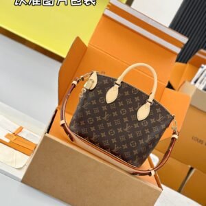 p850【Super MB high elastic fabric】
Neo Lockit PM
Model: M26532
Materials: Grade A all-steel hardware, imported original fabrics
Packaging: full set of original factory duty-free MB packaging
Dimensions: 33x 24x12cm