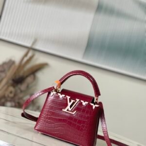 p1250 Premium original leather M86153 burgundy (crocodile pattern - floral white mother-of-pearl) noble crocodile skin pattern, luxurious goatskin lining, shiny metal accessories, unique Capucines cover that can be stored in the bag to display the letter logo, or can be turned out to display the Monogram Flower pattern. Size: 21* 14* 8cm